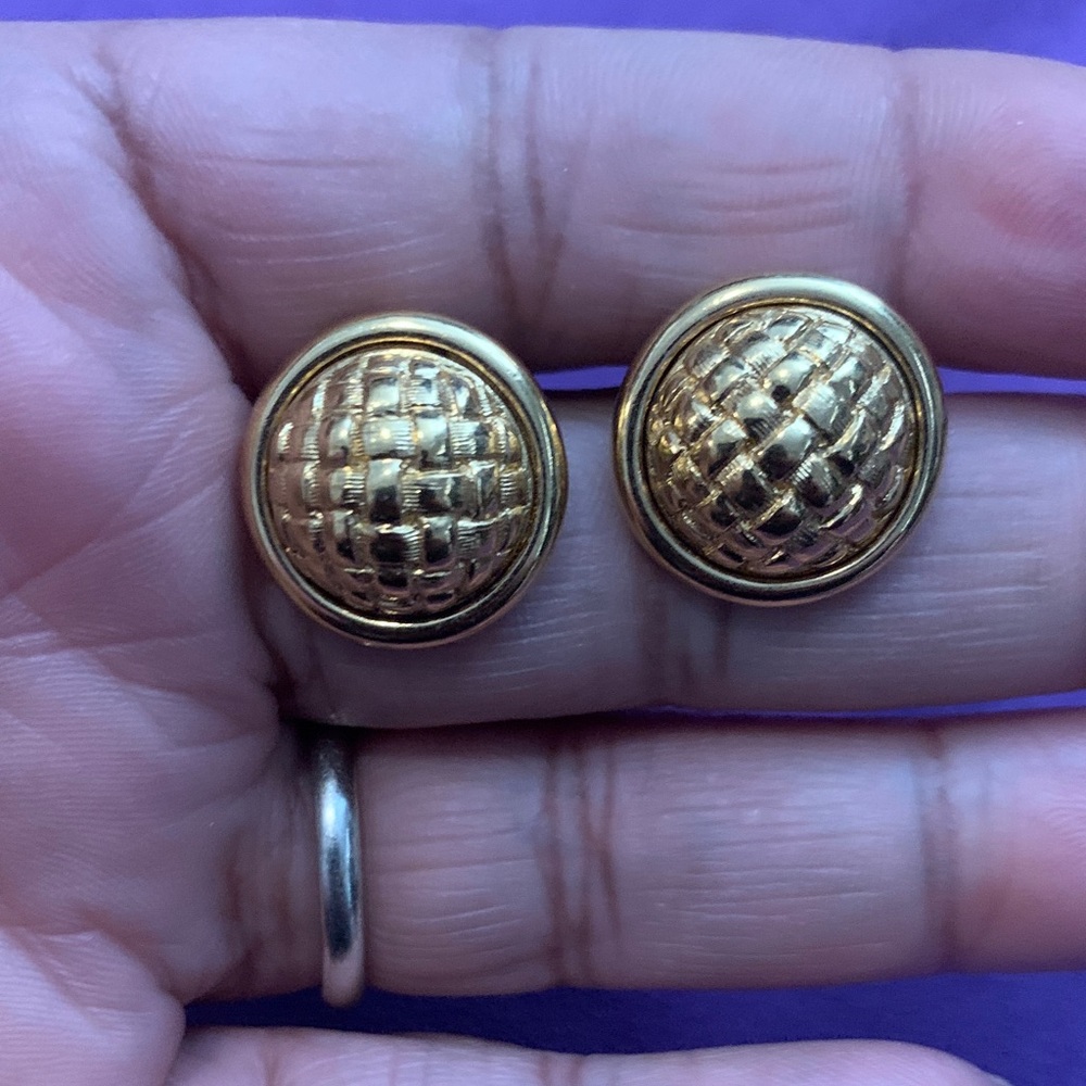 Vintage Gold Woven Button Earrings